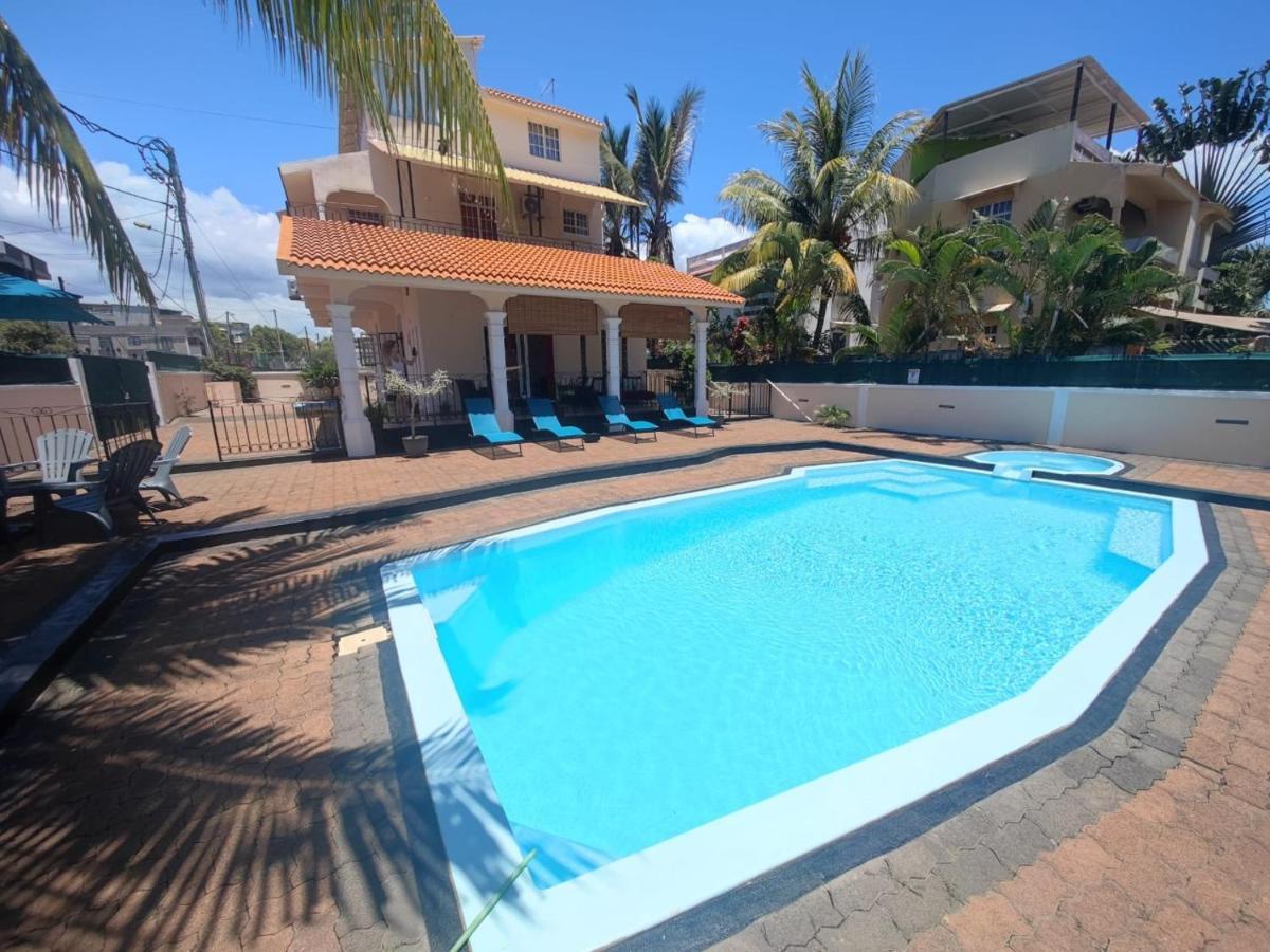 Villa L'Or With Private Pool Flic en Flac Exterior photo